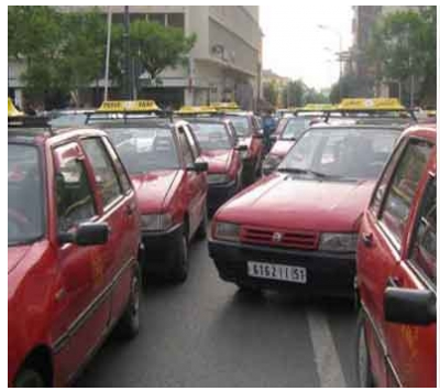 مهنيو سيارة الأجرة بجهة الدار البيضاء – سطات يعبرون عن غضبهم
