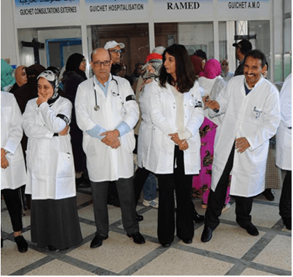 الدكالي يستقبل بالشارات السوداء في مستشفى الحسني بالدار البيضاء
