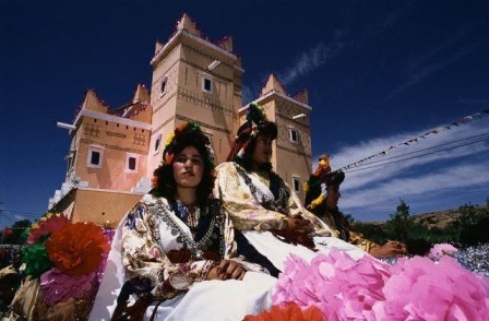 قلعة مكونة تحتضن النسخة 54 من مهرجان الورود