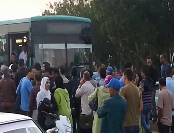 أزمة حادة في النقل بالبيضاء بعد اختفاء حافلات «مدينة بيس»