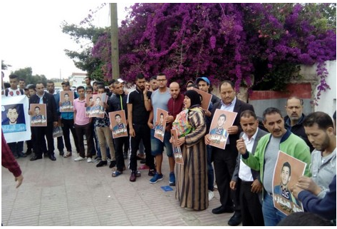 نشطاء يطالبون بإطلاق سراح الناشط الفيسبوكي “مول الشكارة”
