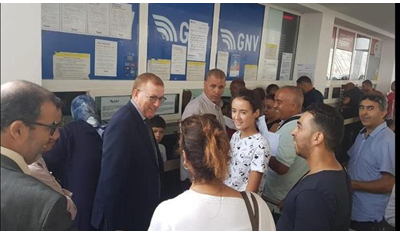 بوليف يزور ميناء طنجة لامتصاص غضب المهاجرين المغاربة بسبب تأخر البواخر
