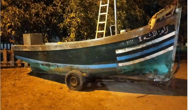 الدرك يحجز قارب مخصص لتهريب المخدرات ةالهجرة السرية بسيدي رحال الشاطئ