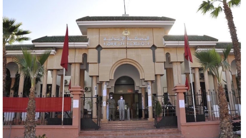 محامون يرفضون الإدلاء بـ”جواز التلقيح” من أجل الدخول إلى المحاكم