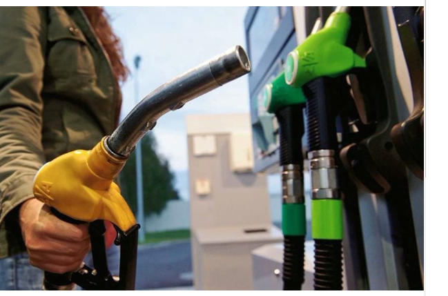 أسعار المحروقات تواصل التراجع في محطات بيع الوقود بالتقسيط في المغرب