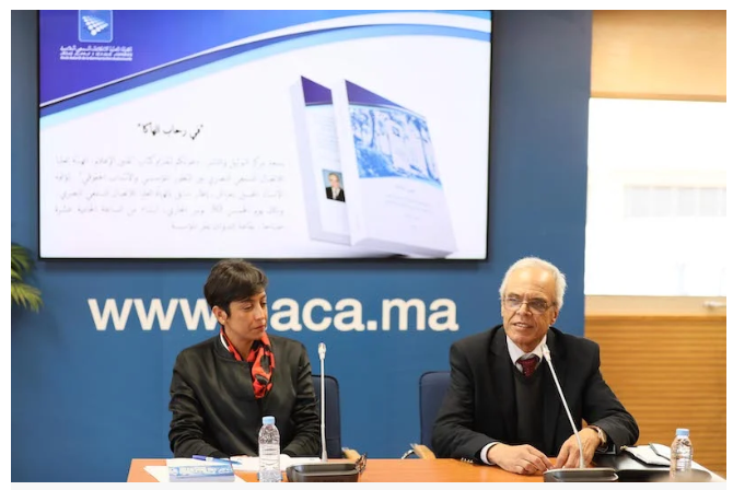 كتاب جديد يتناول “تقنين الإعلام” بالمغرب