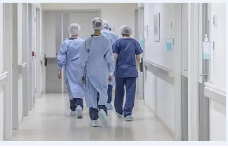 حالة استنفار صحي بعد نقل عشرين تلميذة إلى المستشفى