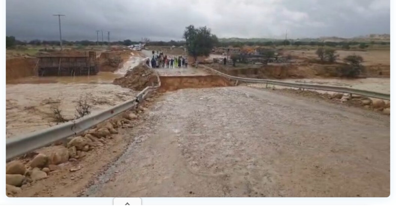 استنفار مروري بالطريق الوطنية رقم 1.. انقطاع حركة السير بين أكادير والصويرة بسبب الفيضانات