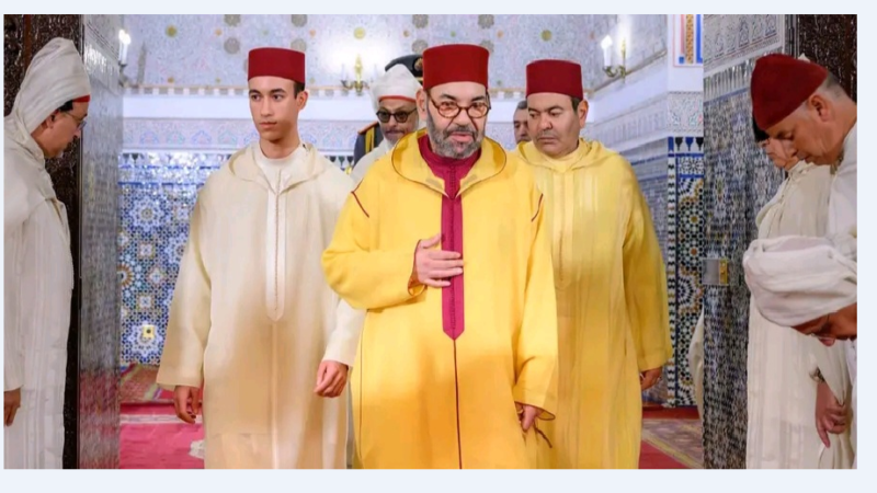 أمير المؤمنين الملك محمد السادس يحيي ليلة القدر بالقصر الملكي بالرباط